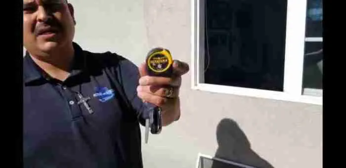 Small Tape measure window screens Steve shows small tape measure